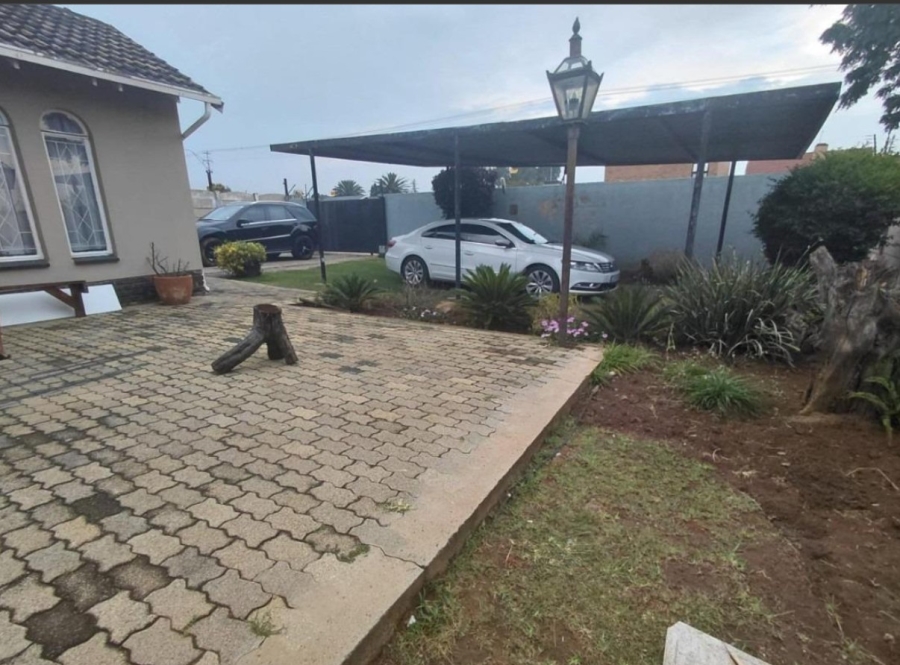 3 Bedroom Property for Sale in Roseacre Gauteng