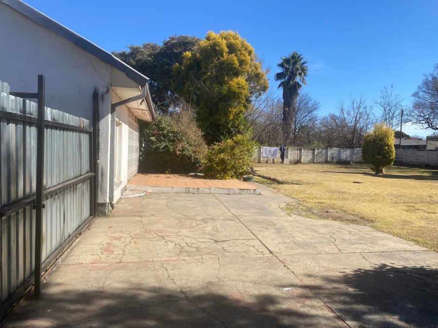5 Bedroom Property for Sale in Bedworth Park Gauteng