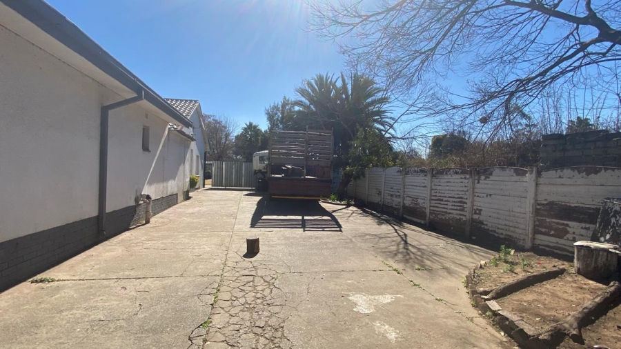 5 Bedroom Property for Sale in Bedworth Park Gauteng