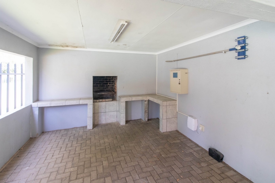 3 Bedroom Property for Sale in Glen Marais Gauteng