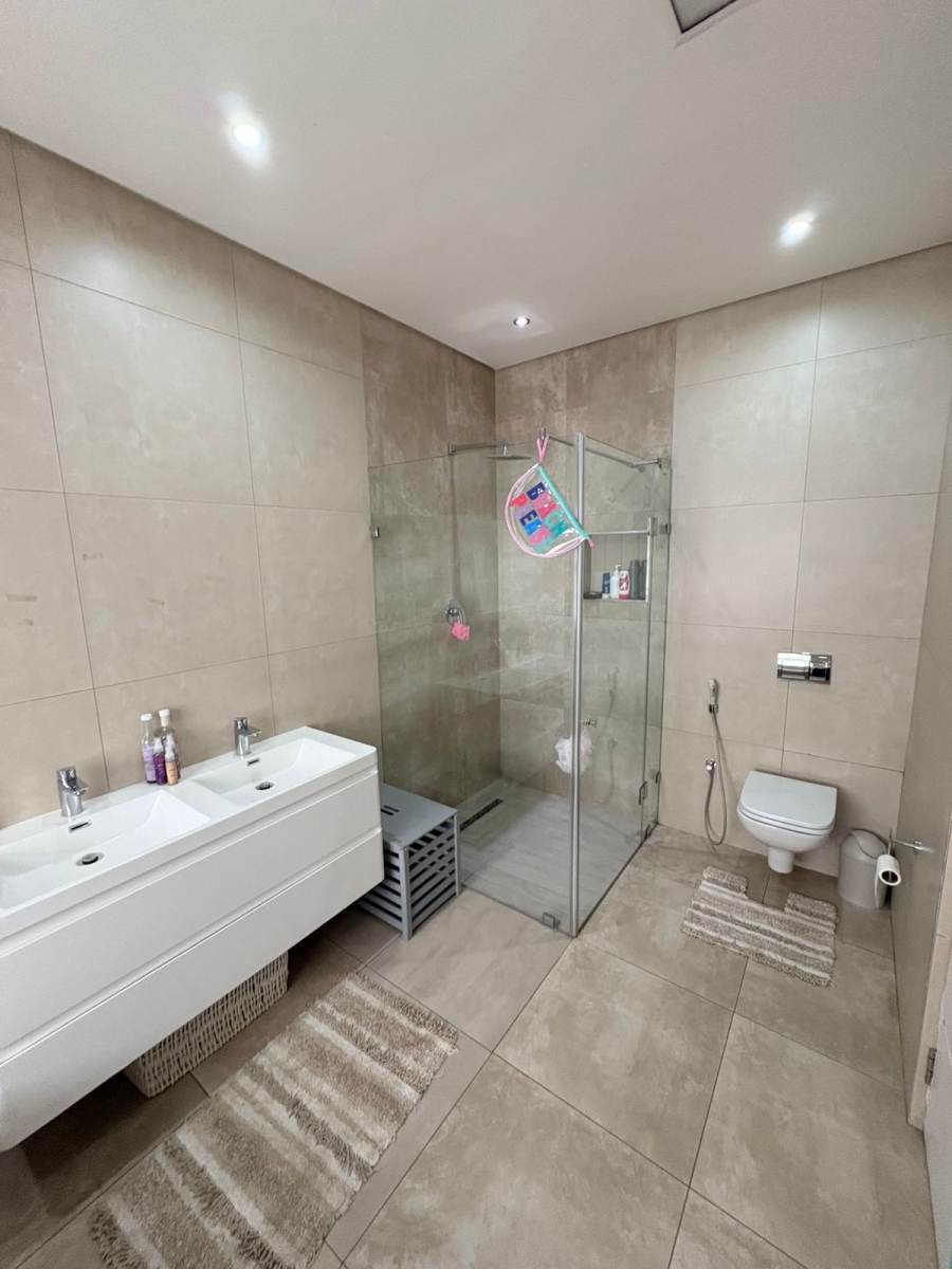 2 Bedroom Property for Sale in Lenasia Gauteng