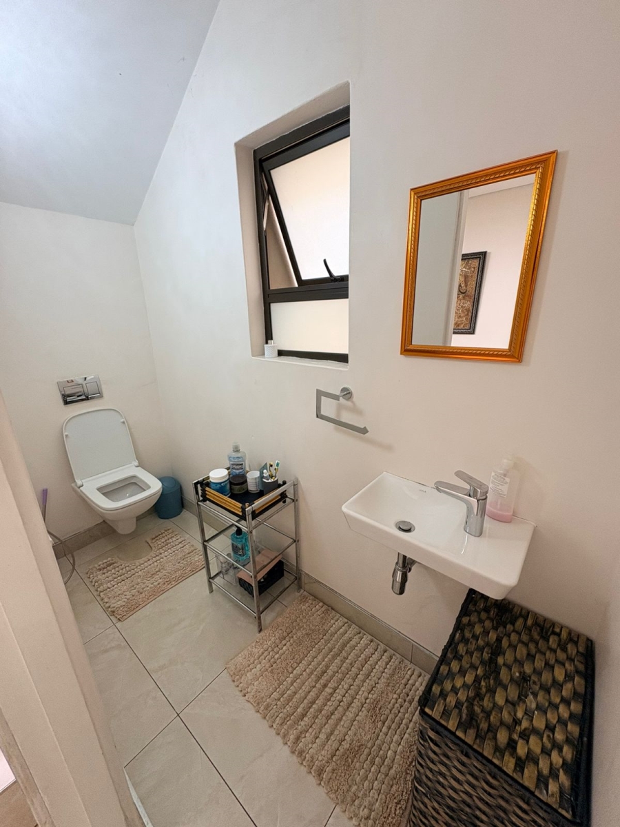 2 Bedroom Property for Sale in Lenasia Gauteng