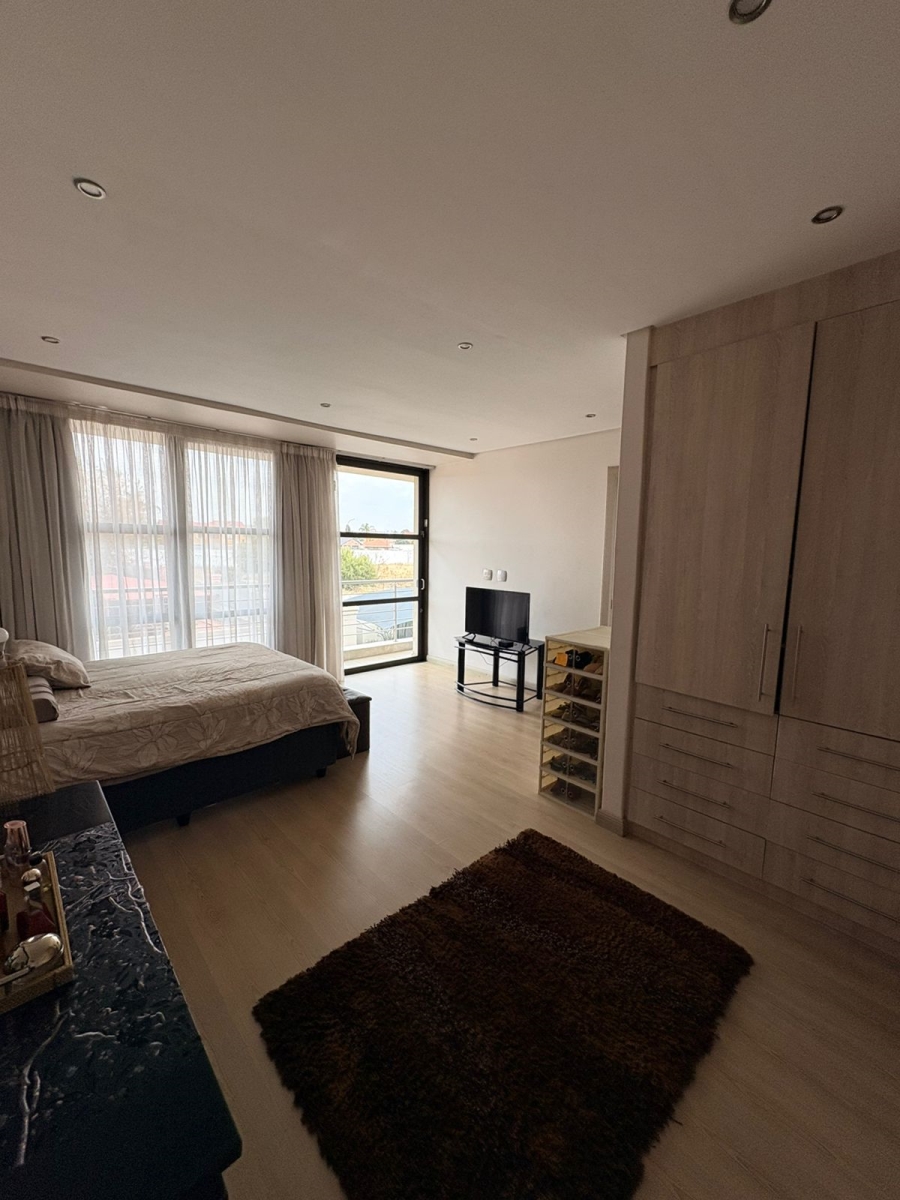 2 Bedroom Property for Sale in Lenasia Gauteng