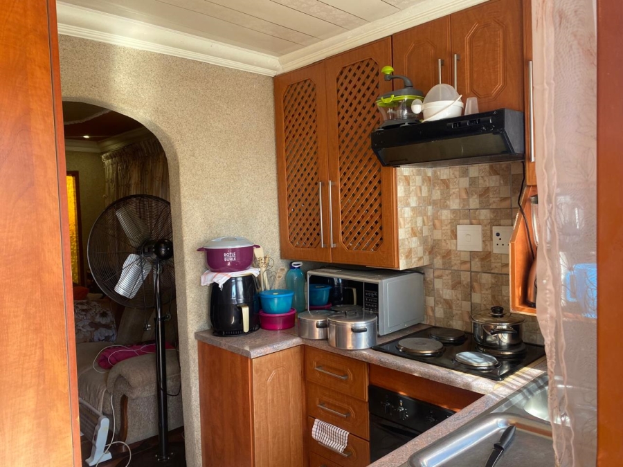 2 Bedroom Property for Sale in Mabopane Gauteng
