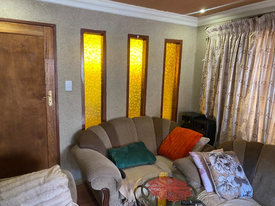 2 Bedroom Property for Sale in Mabopane Gauteng