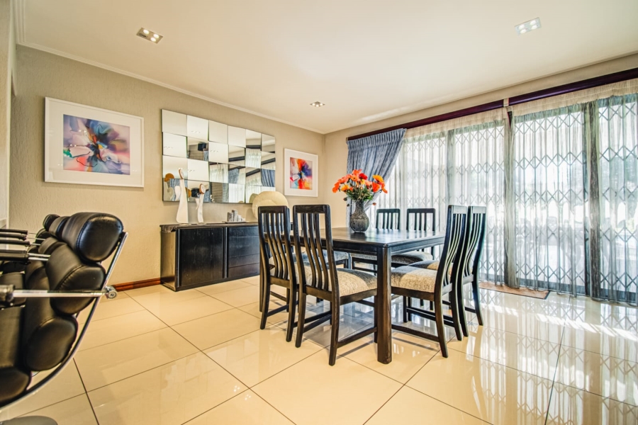 5 Bedroom Property for Sale in Terenure Gauteng