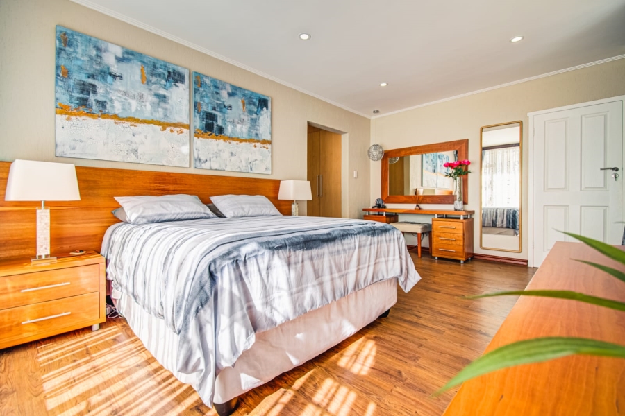 5 Bedroom Property for Sale in Terenure Gauteng
