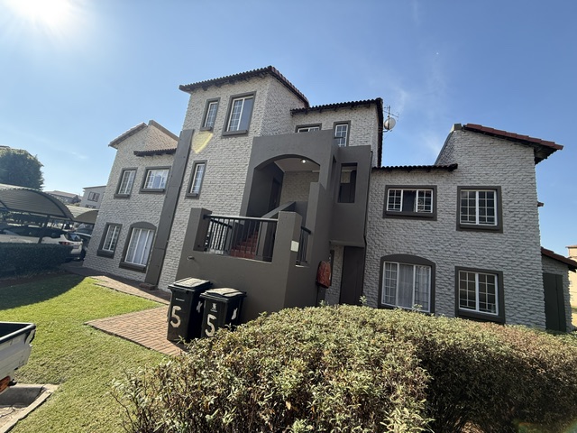 3 Bedroom Property for Sale in Castleview Gauteng