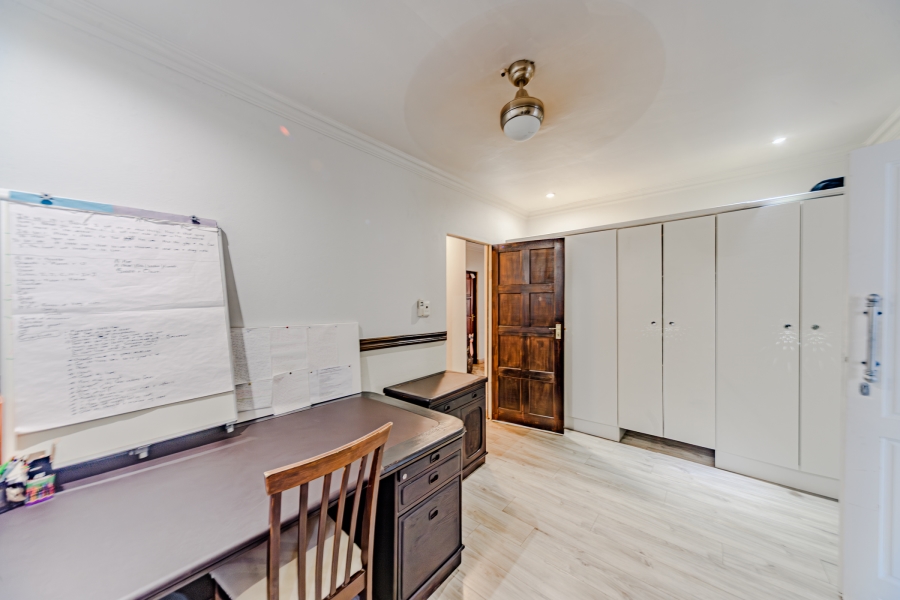 4 Bedroom Property for Sale in Silver Lakes Golf Estate Gauteng