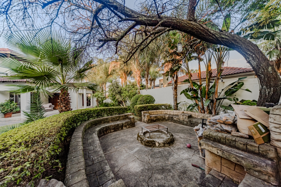 4 Bedroom Property for Sale in Silver Lakes Golf Estate Gauteng