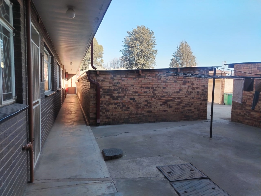 2 Bedroom Property for Sale in Germiston Central Gauteng
