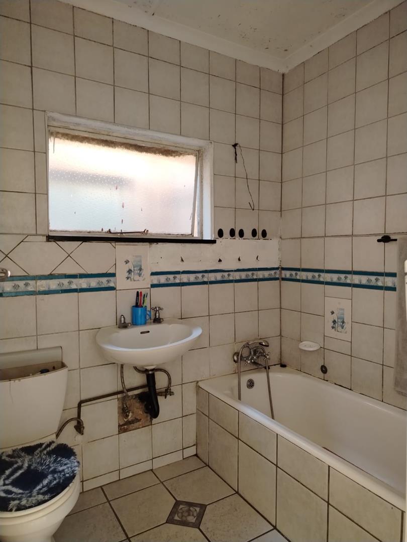 2 Bedroom Property for Sale in Germiston Central Gauteng