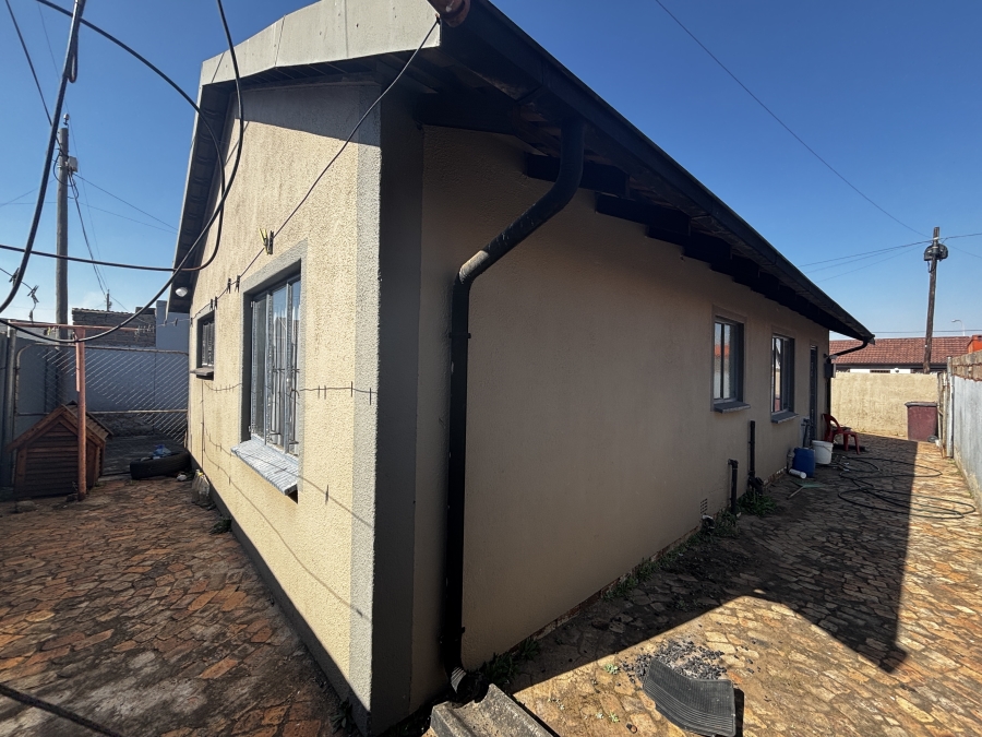 3 Bedroom Property for Sale in Protea Garden Gauteng