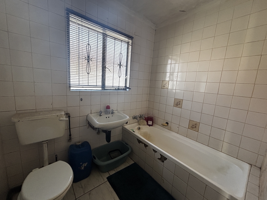 3 Bedroom Property for Sale in Protea Garden Gauteng