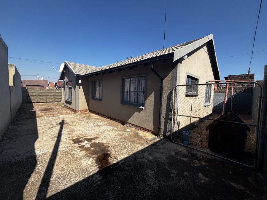 3 Bedroom Property for Sale in Protea Garden Gauteng