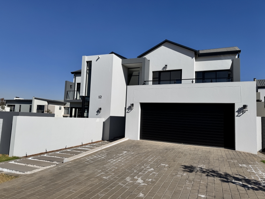 4 Bedroom Property for Sale in Fountainbrook Estate Gauteng