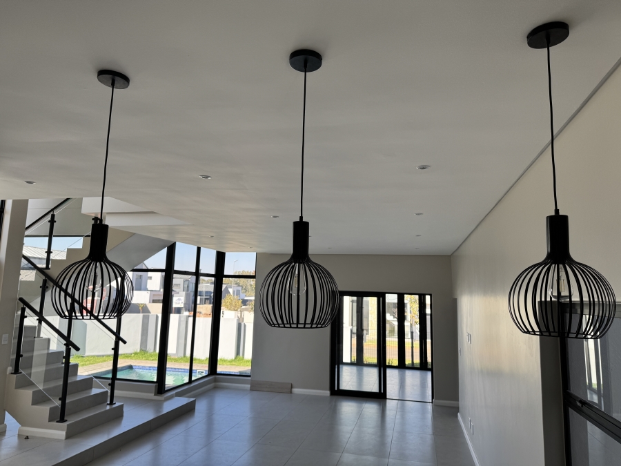 4 Bedroom Property for Sale in Fountainbrook Estate Gauteng