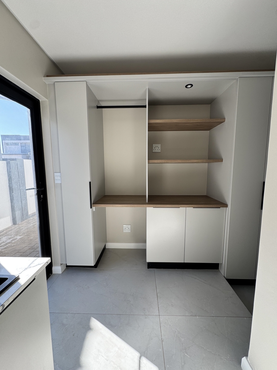 4 Bedroom Property for Sale in Fountainbrook Estate Gauteng