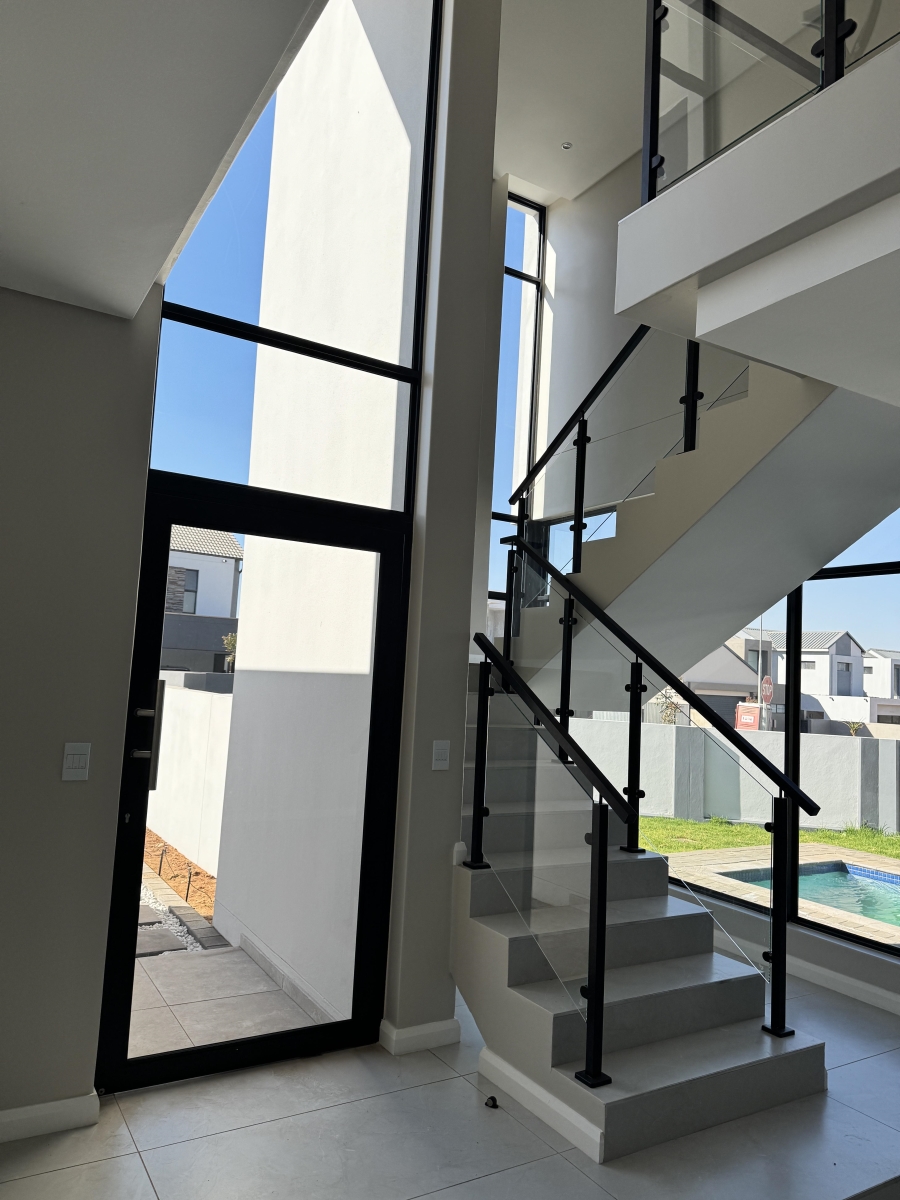 4 Bedroom Property for Sale in Fountainbrook Estate Gauteng