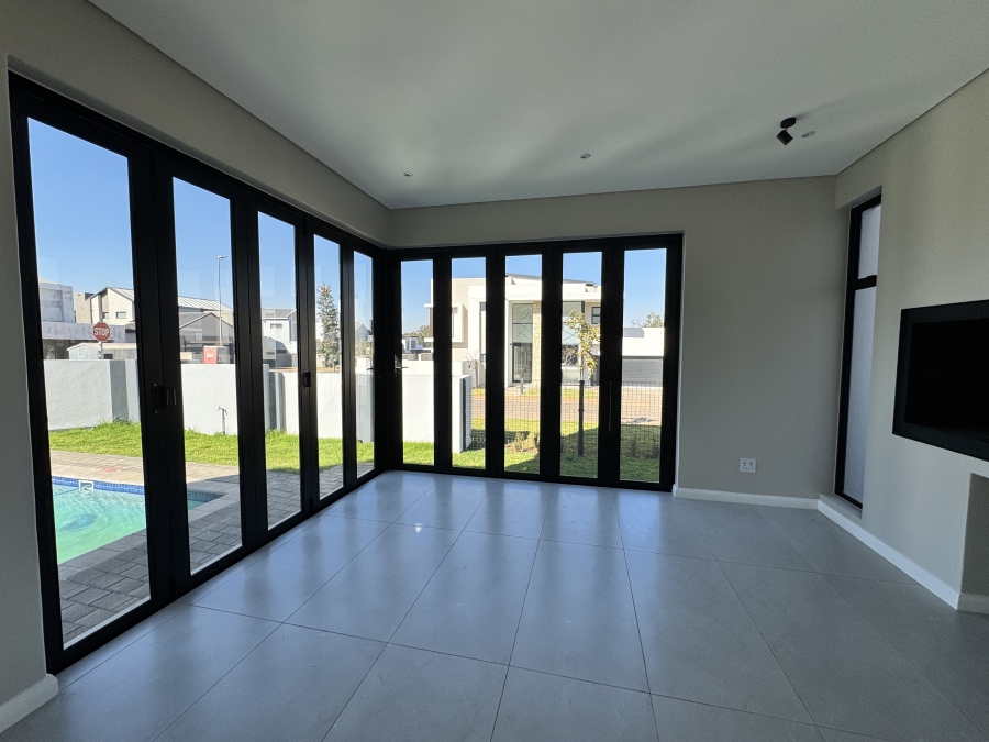 4 Bedroom Property for Sale in Fountainbrook Estate Gauteng