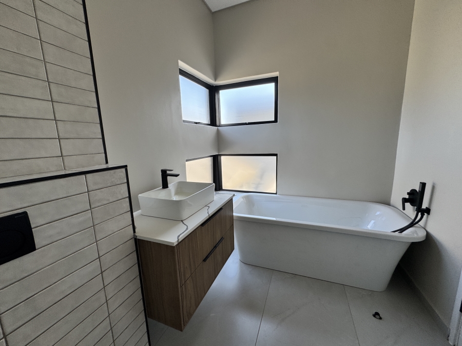 4 Bedroom Property for Sale in Fountainbrook Estate Gauteng