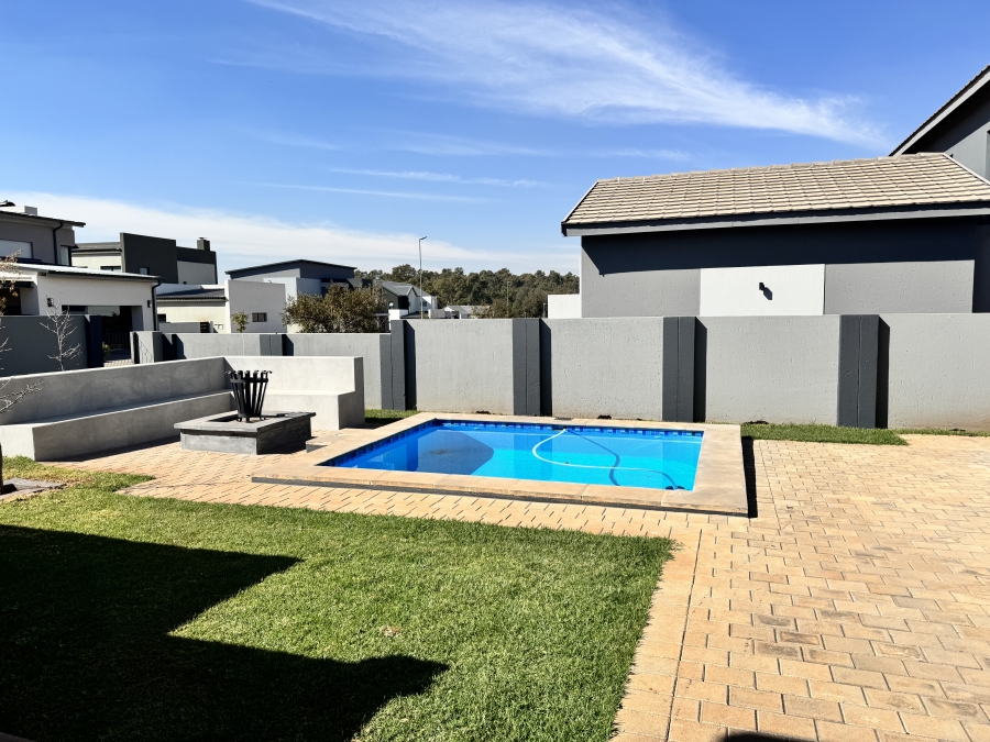 4 Bedroom Property for Sale in Fountainbrook Estate Gauteng