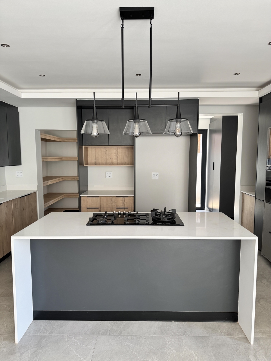 4 Bedroom Property for Sale in Fountainbrook Estate Gauteng