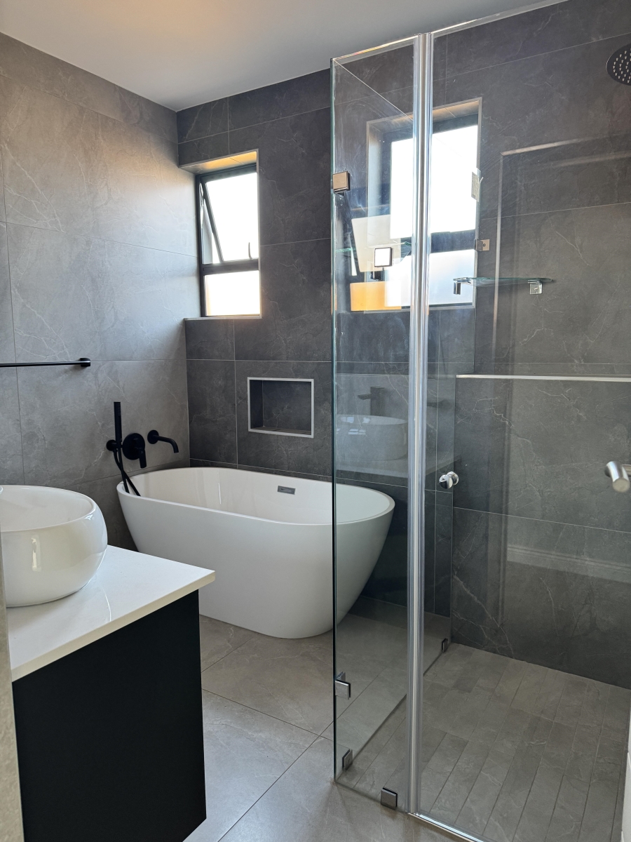 4 Bedroom Property for Sale in Fountainbrook Estate Gauteng