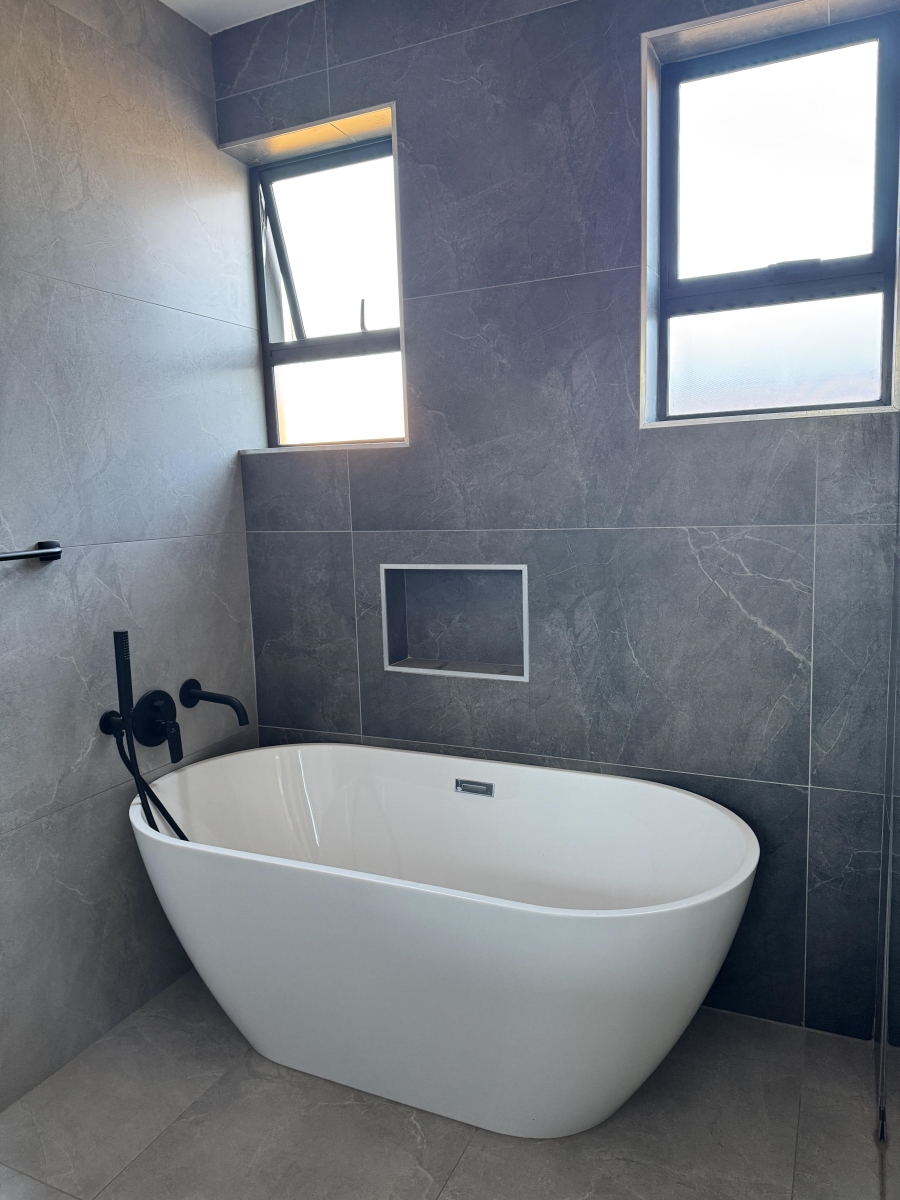 4 Bedroom Property for Sale in Fountainbrook Estate Gauteng