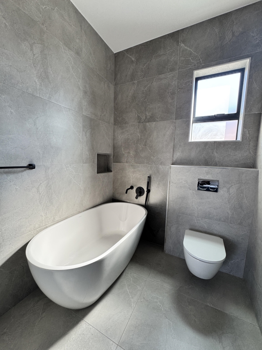 4 Bedroom Property for Sale in Fountainbrook Estate Gauteng