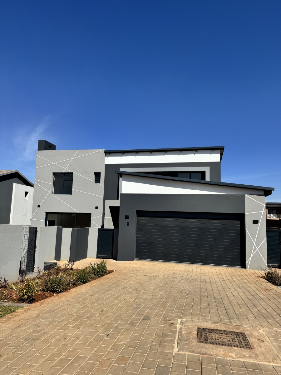 4 Bedroom Property for Sale in Fountainbrook Estate Gauteng