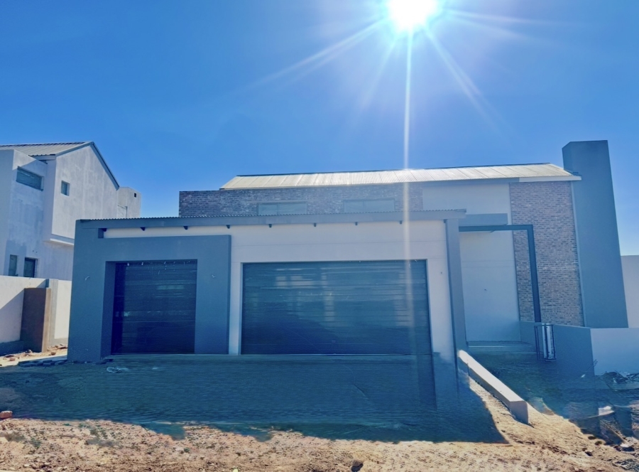 4 Bedroom Property for Sale in Fountainbrook Estate Gauteng