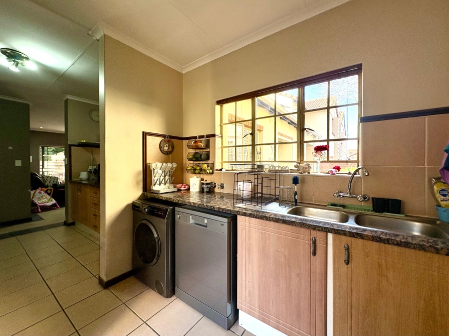3 Bedroom Property for Sale in Equestria Gauteng