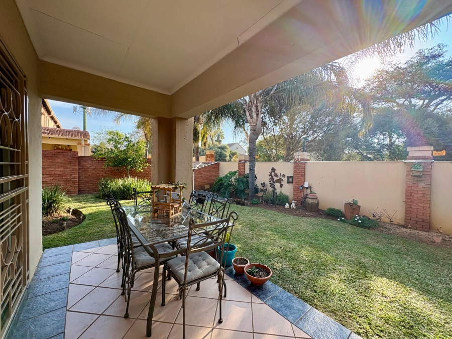 3 Bedroom Property for Sale in Equestria Gauteng
