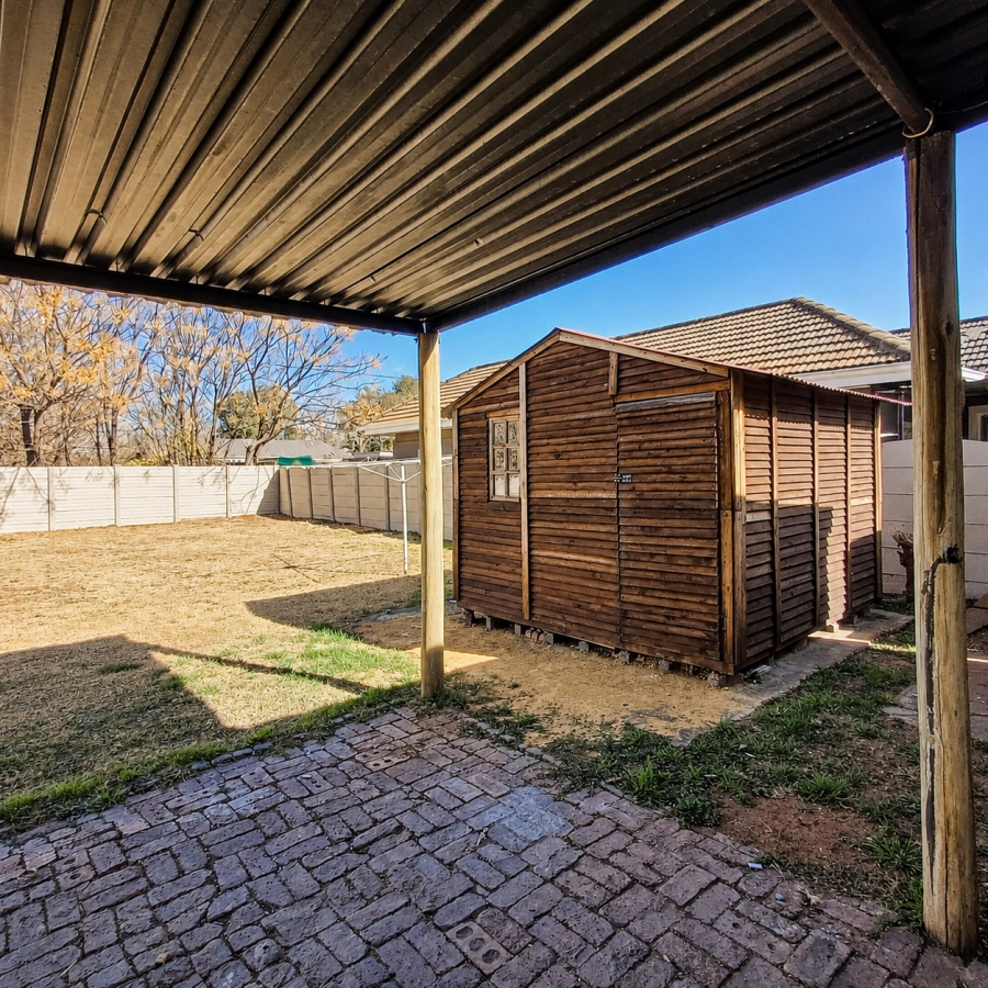 3 Bedroom Property for Sale in Rothdene Gauteng