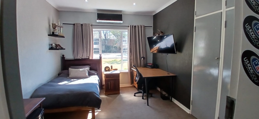 4 Bedroom Property for Sale in Noordheuwel Gauteng