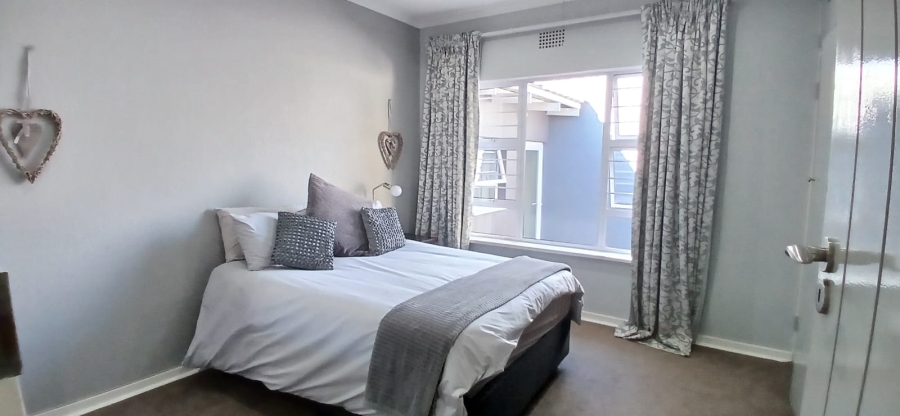 4 Bedroom Property for Sale in Noordheuwel Gauteng