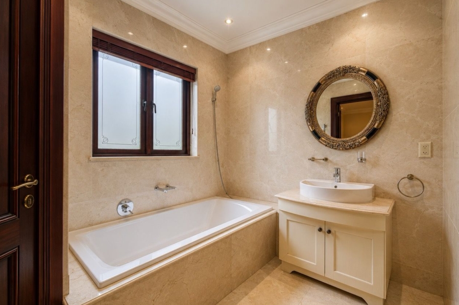5 Bedroom Property for Sale in Meyersdal Nature Estate Gauteng