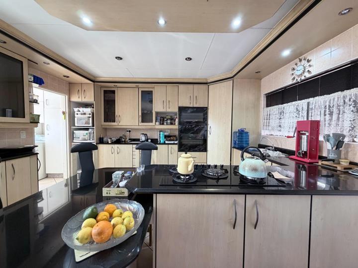 4 Bedroom Property for Sale in Brackendowns Gauteng
