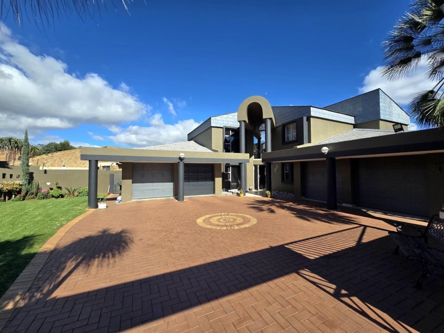5 Bedroom Property for Sale in Meyersdal Gauteng