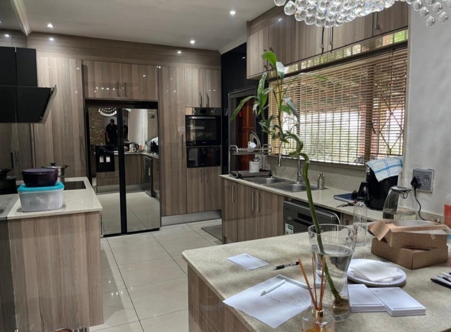 4 Bedroom Property for Sale in Illiondale Gauteng