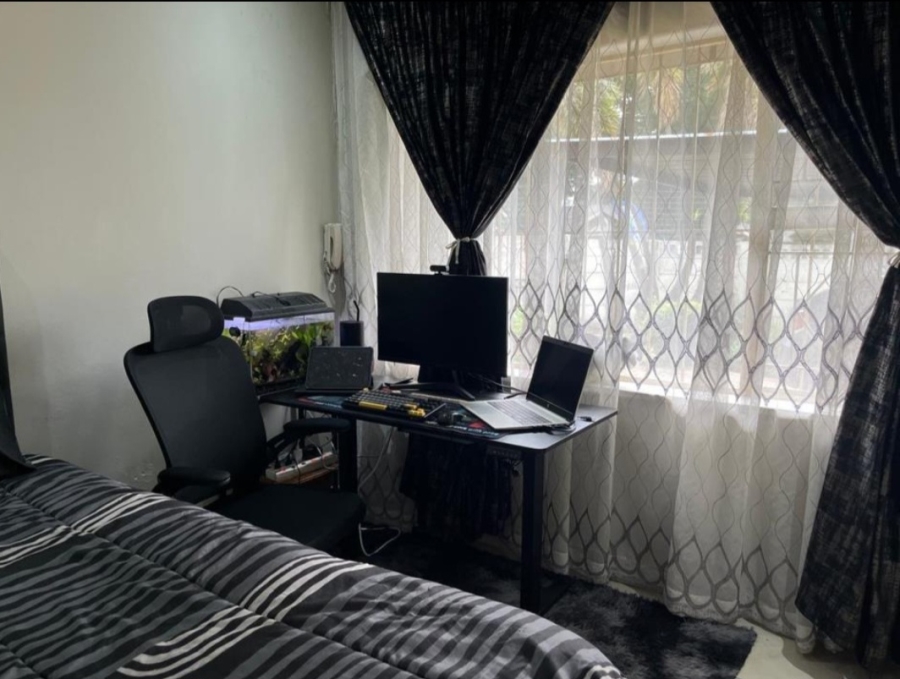 4 Bedroom Property for Sale in Illiondale Gauteng