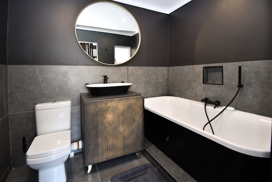 2 Bedroom Property for Sale in Melrose North Gauteng
