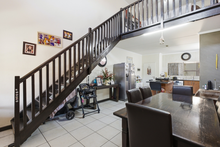 2 Bedroom Property for Sale in Sunninghill Gauteng