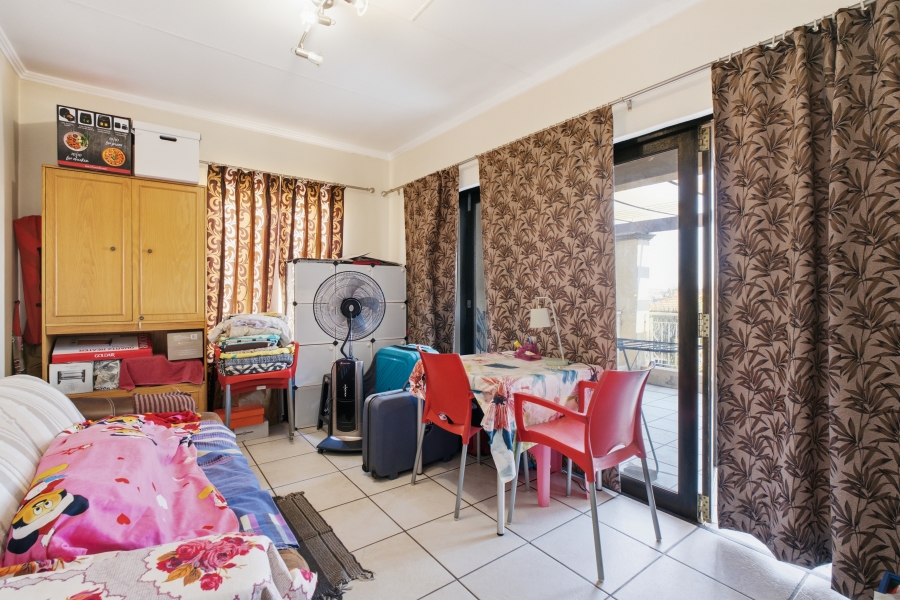 2 Bedroom Property for Sale in Sunninghill Gauteng