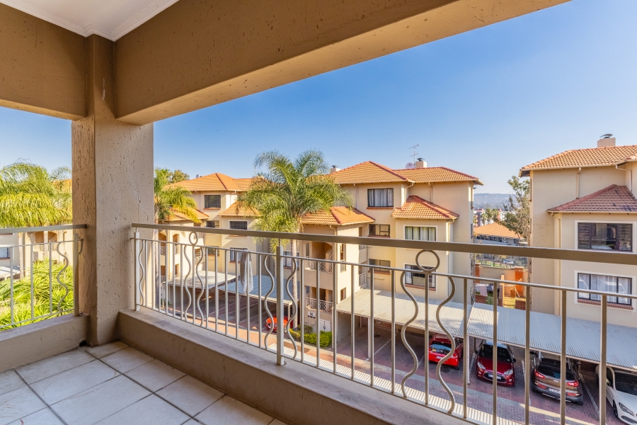 2 Bedroom Property for Sale in Sunninghill Gauteng