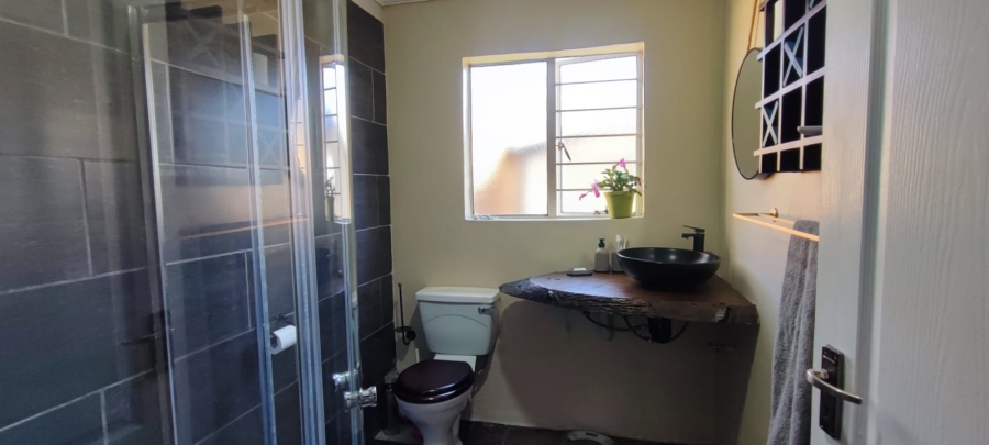 3 Bedroom Property for Sale in Rooihuiskraal North Gauteng