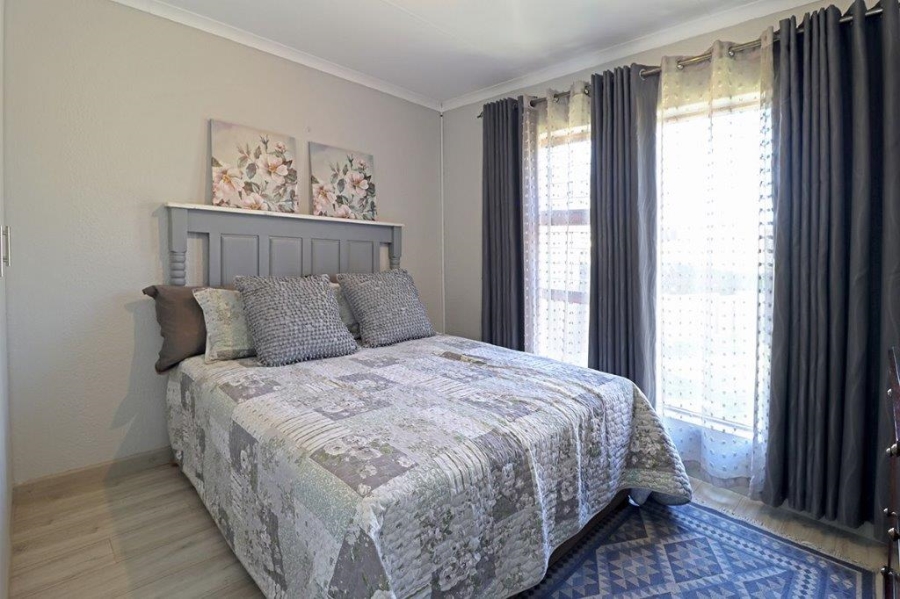 3 Bedroom Property for Sale in Dowerglen Ext 4 Gauteng