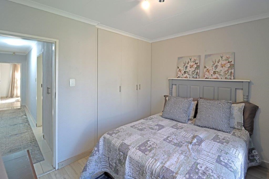3 Bedroom Property for Sale in Dowerglen Ext 4 Gauteng