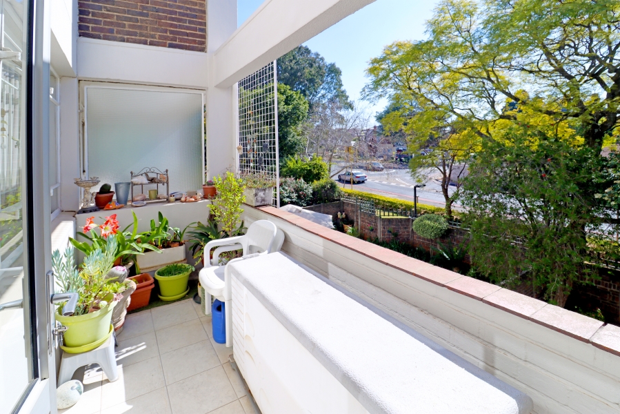 2 Bedroom Property for Sale in Birdhaven Gauteng